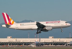 26F1BDEE00000578-3010610-This_Germanwings_Airbus_A320_carrying_144_passengers_and_six_cre-a-48_1427318148532