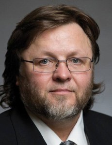 26F50EFC00000578-3010610-Victims_Marina_Bandres_Lopez_Belio_left_a_37_year_old_Spanish_wo-a-22_1427318139514