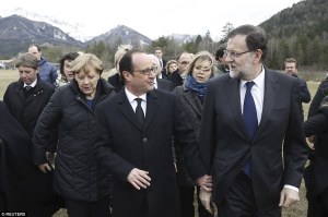 26FB390300000578-3010610-French_President_Francois_Hollande_centre_Spain_s_Prime_Minister-a-6_1427318128070