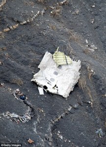 26FC3A9200000578-3010610-Fragments_of_the_plane_including_a_section_containing_windows_pi-a-38_1427318143845